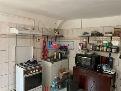 Inchiriere casa individuala 4 camere, gradina de 900 mp, in Dambul Rotund- zona Lidl, Cluj Napoca - foto 3