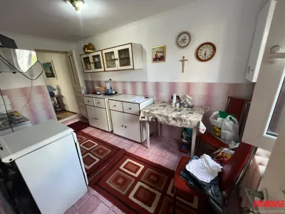 Casă de vânzare – zonă centrală Bacău | Unirii – Autogară - foto 7