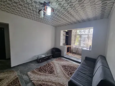 Apartament 3 camere - 58 mp, etaj 1 - Podu Ros - Iasi