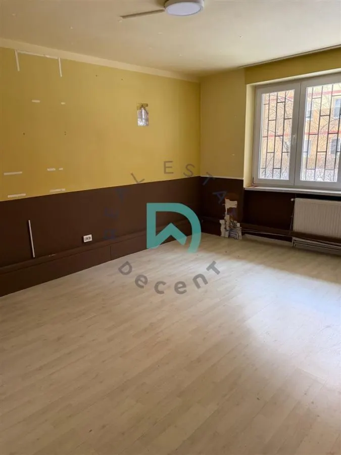 Spatiu comercial de inchiriat - foto 8