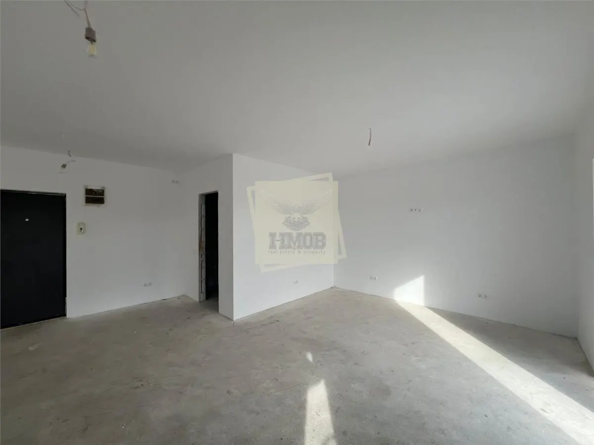 Spatiu comercial 14 euro/mp cu vitrina stradala 12 ml 2 parcari - foto 3
