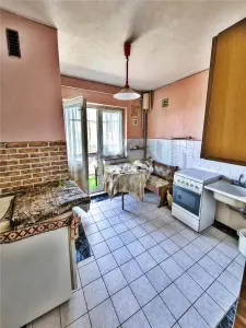 Apartament 2 camere decomandat Harmanului - Brasov