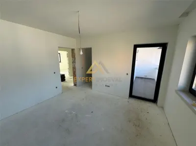 Duplexuri moderne P+E  in Baia Mare-zona Lamaitei - foto 12