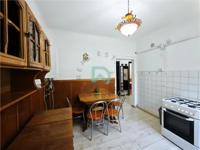 Închiriez 2 camere, Brasovul vechi - foto 3