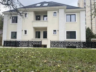 Cladire de biouri/ clinica  cu o suprafata de 800 mp D+P+1E+M . - foto 22