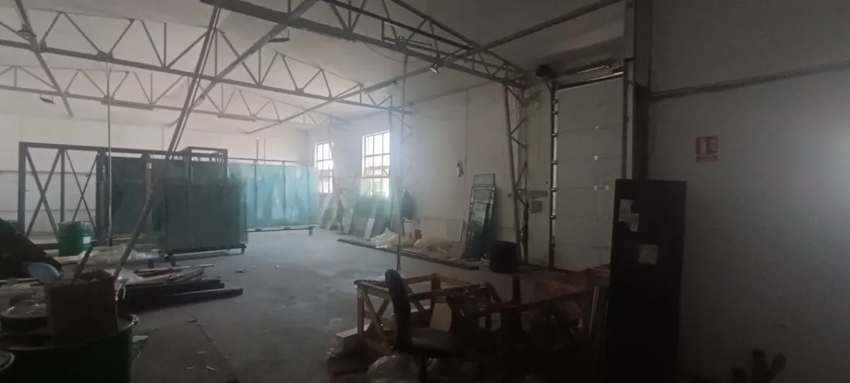 Hala de productie/ depozitare in suprafata de 340 mp in Ploiesti, zona Xenia. - foto 18