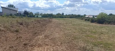 Oportunitate imobiliara, teren 5600 mp in Baicoi, zona Liliesti. - foto 9