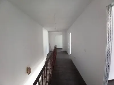 Casa 4 camere in duplex  la  Strejnic. - foto 19