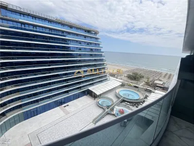 Apartament cu vedere la mare, etaj 8 – White Titanic, Mamaia Nord, mobilat complet - foto 16