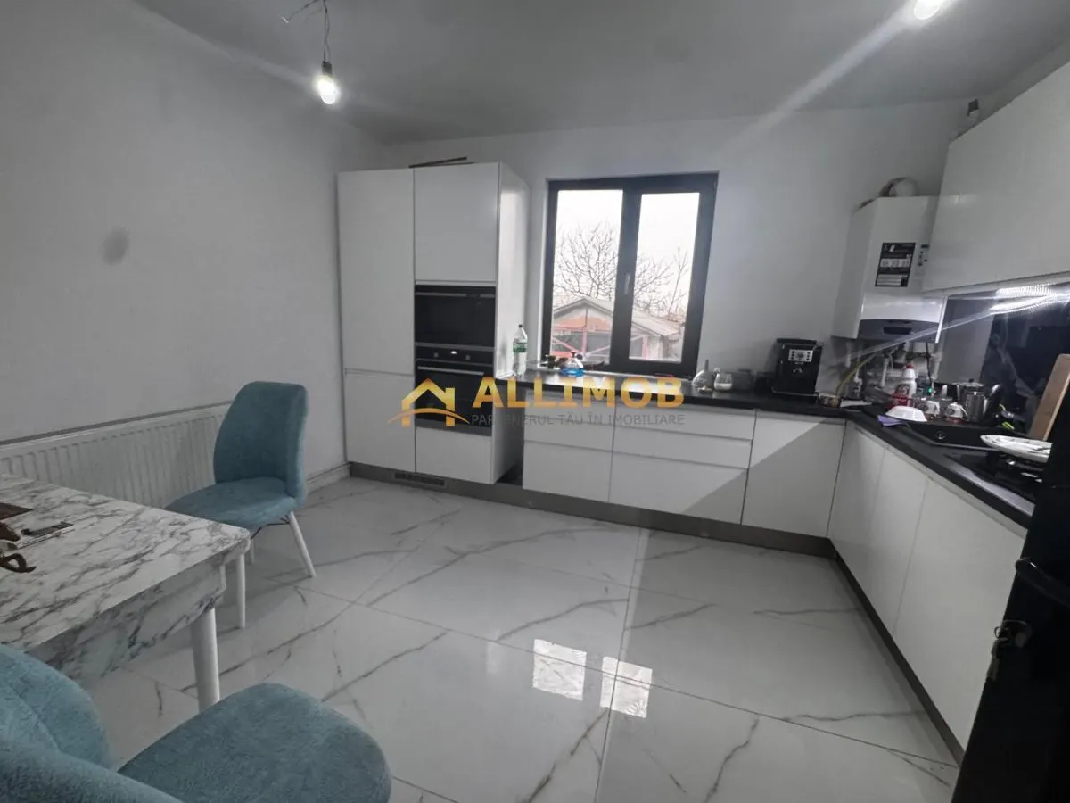 Casa 7 camere in Manesti. - foto 5