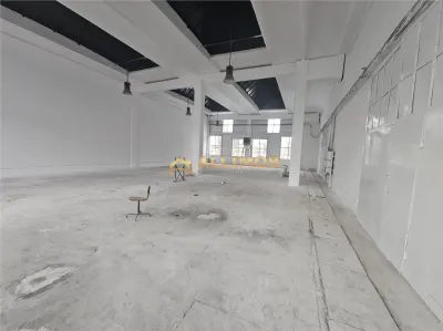 Hala de  200 mp in Ploiesti, zona Bariera Bucuresti - Ploiesti