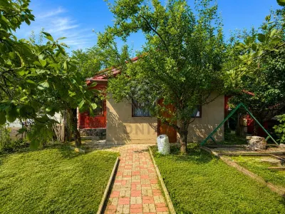 Casa din lemn masiv | 3 camere | Teren 5.000mp -Berceni Prahova - foto 3
