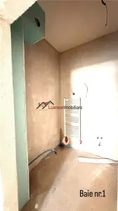 Apartament semifinisat 80 mp, 4 camere, 2 bai plus logie 10 mp, zona Tineretului! - foto 11