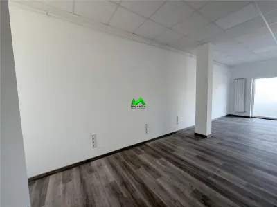 Spatiu comercial de inchiriat vitrina Sibiu Doamna Stanca - foto 4