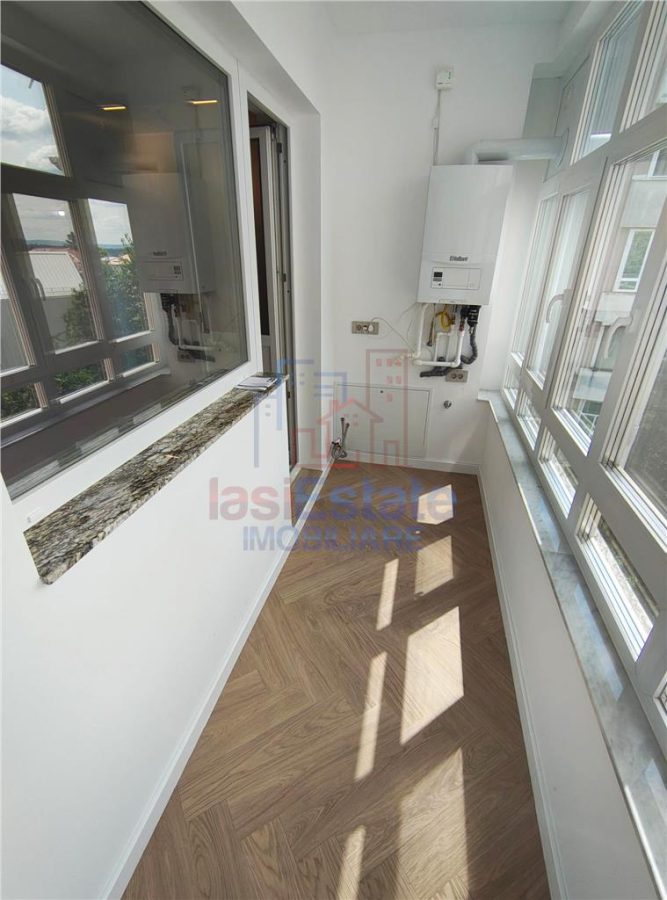 Ocazie - Copou - Parc - Apartament 4 camere cu garaj si boxa - foto 12