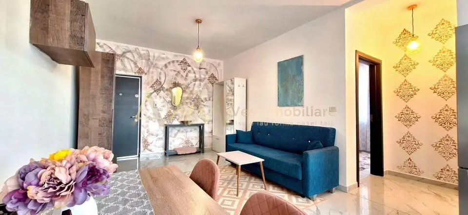 Vanzare apartament 2 camere - foto 2