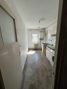 Apartament 4 camere Centrul Civic-CEC Bank,139000 Euro - Brasov