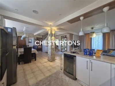 Vila/casa vacanta premium cu 5 camere , teren de 551 m.p.in Costinesti Schitu - foto 15