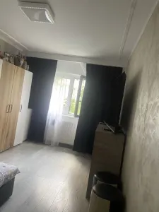 Apartament 2 camere decomandat, renovat, zona Astra - Carpatilor - foto 2