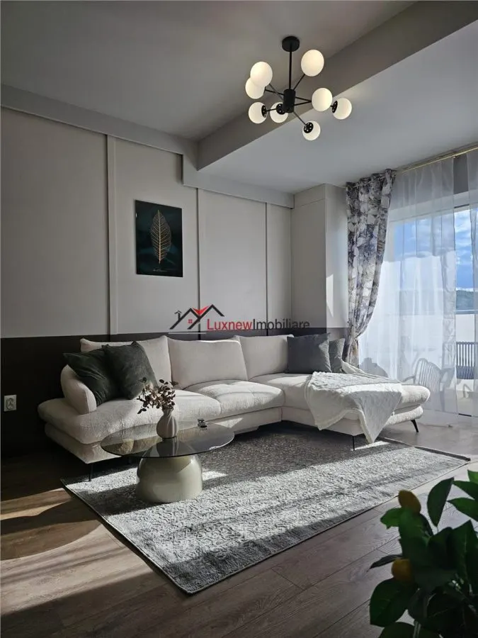 Unele apartamente se remarcă prin preț, altele prin calitate. Acesta le oferă pe ambele! - foto 1