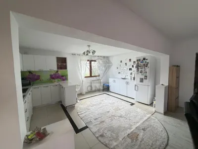 Vanzare Casa Strejnicu, 2 Intrari Separate, Mobilata - foto 11