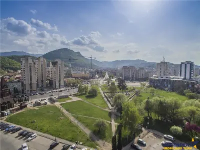 Apartament cu 3 camere, etaj2,  2balcoane, Centru Civic Brasov - Brasov