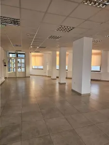 Cladire Birouri - 900 mp - Piata Cibin - Clinica Medicala - IT - Servicii - foto 4