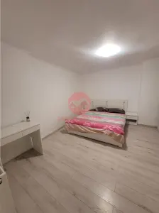 Casa Renovata si Mobilata Complet - Pozitionare Excelenta - Aproape de Delfinariu si Bd Mamaia - foto 6