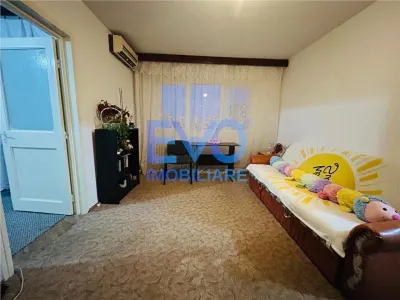 Apartament cu 3 camere de vanzare, mobilat si utilat, Podu Ros - foto 8