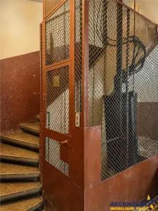 2 camere cu caracter, regim vila, echipate, panorama montana, istorie, Central, Brasov - foto 9