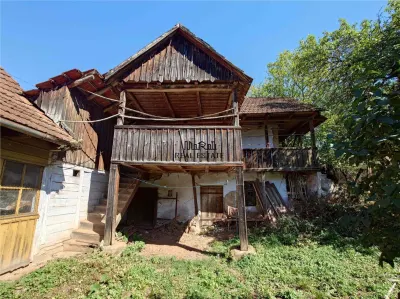 Teren intravilan si cladiri in Lunca - foto 4