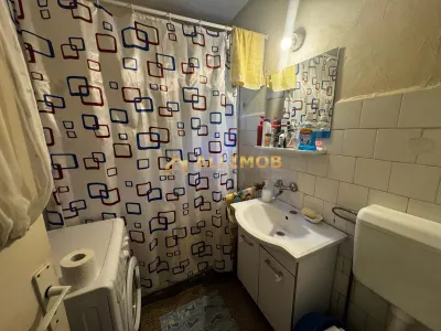 Apartament 2 camere in Ploiesti, zona Democratiei. - foto 17