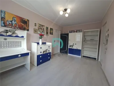 Apartament 2 camere Florilor, comision 0, etaj intermediar, loc de parcare - Brasov