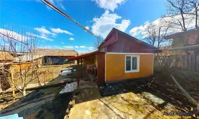 Tur 3D! Casa traditionala+ domeniu de 4.300 mp,livada,anexe:refugiu apreciabil Craiesti, la 28 km de Targu Mures - foto 13