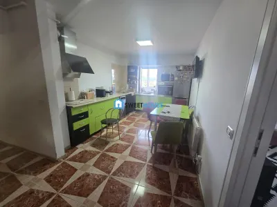 Apartament cu trei camere renovat zona Campului - foto 4
