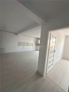 Vanzare apartament 2 camere - foto 20