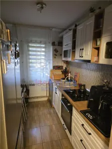 Apartament 3 camere, parter, mobilat si utilat - Podu Ros - foto 4