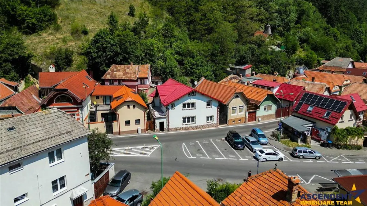Casa individuala:rezidential/servicii/ investitional,Centrul Istoric Medieval Brasov - foto 7