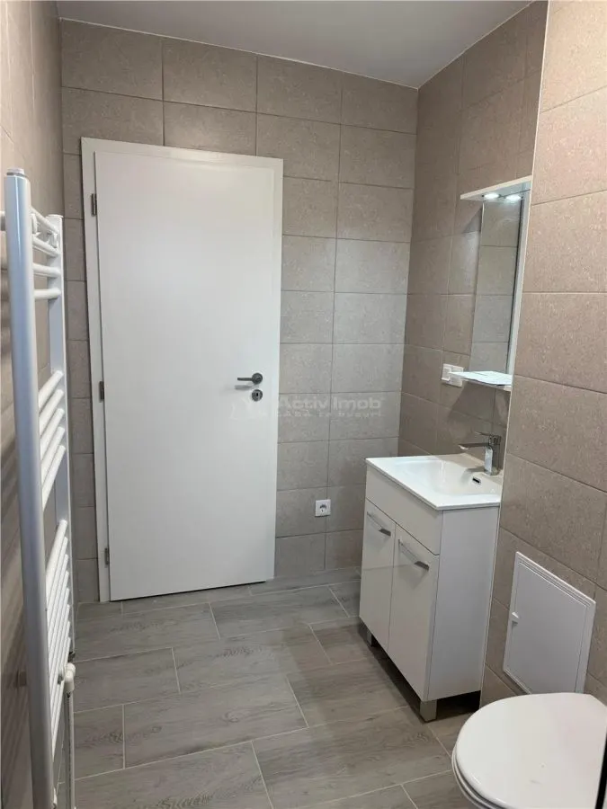 Bocsa Romana, Proiect NOU, 28 de Apartamente  cu 2 si 3 Cam.,Modernizat total Premium. - foto 18
