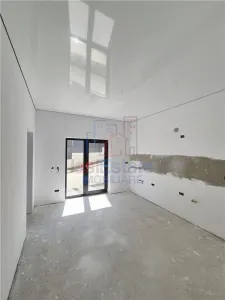 Casa de vanzare cu priveliste frumoasa - foto 8
