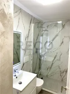 RECO Apartament 3 camere, decomandat, 68 mp, etaj 1 renovat, 2 balcoane, gata de mutare - foto 7