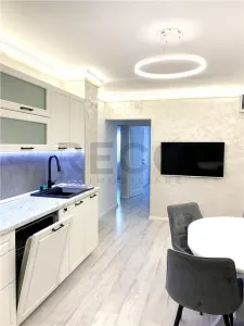 RECO Apartament 3 camere, decomandat, 68 mp, etaj 1 renovat, 2 balcoane, gata de mutare - foto 9