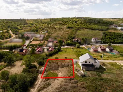 RECO Teren intravilan cu utilitati, dublu front Saldabagiu de Munte - foto 7