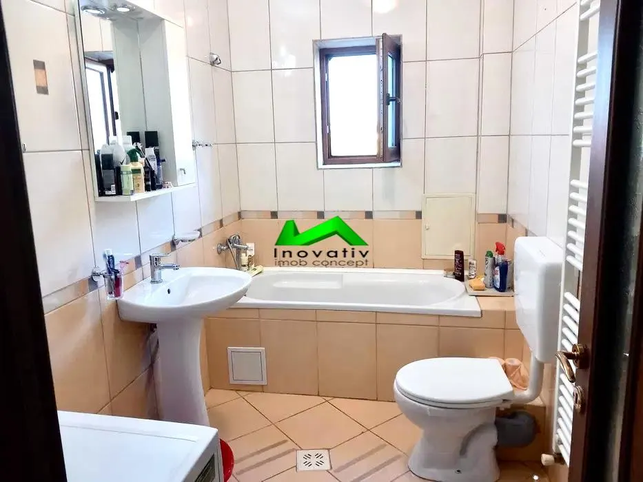 Apartament de inchiriat 2 camere balcon Sibiu Strand - foto 5