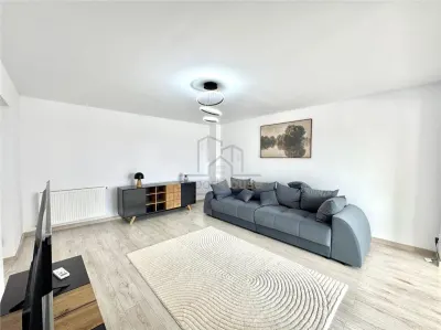 Inchiriere apartament 3 camere Ploiesti, zona Ultracentrala - foto 14