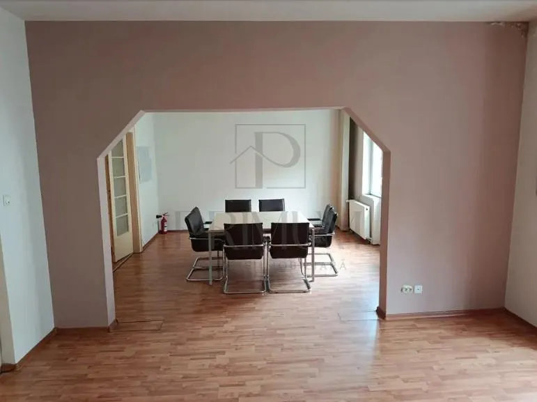 Spatiu birouri 3 camere - Ultracentral - foto 1