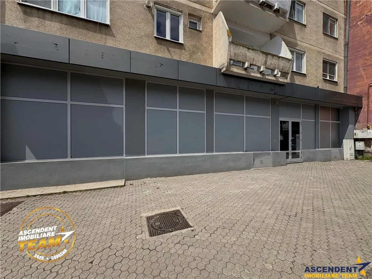 Locatie centrala cu front stradal amplu, ideala pentru birou, sediu firma sau spatiu comercial, Sfantu Gheorghe. - foto 1
