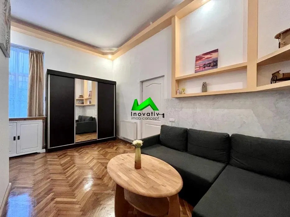 Apartament de inchiriat la casa 3 camere parcare Sibiu Central - foto 1
