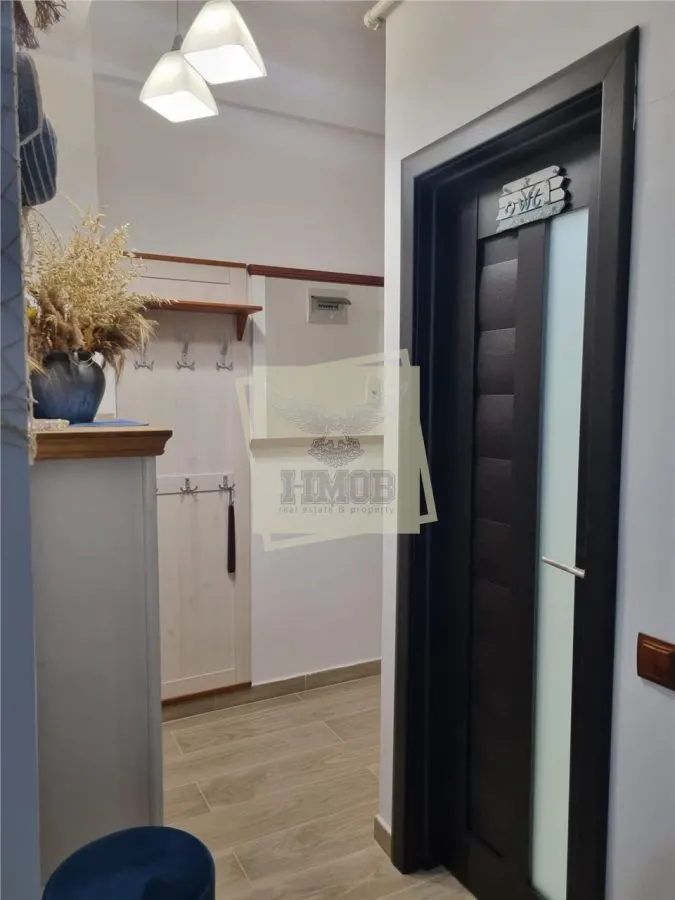 Apartament cu 3 camere 2 bai si parcare privata pe Doamna Stanca - foto 10