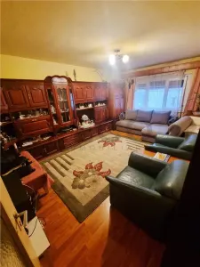 RECO Apartament  cu 3 camere +2 bai decomadat Oradea-Calea Aradului - foto 2